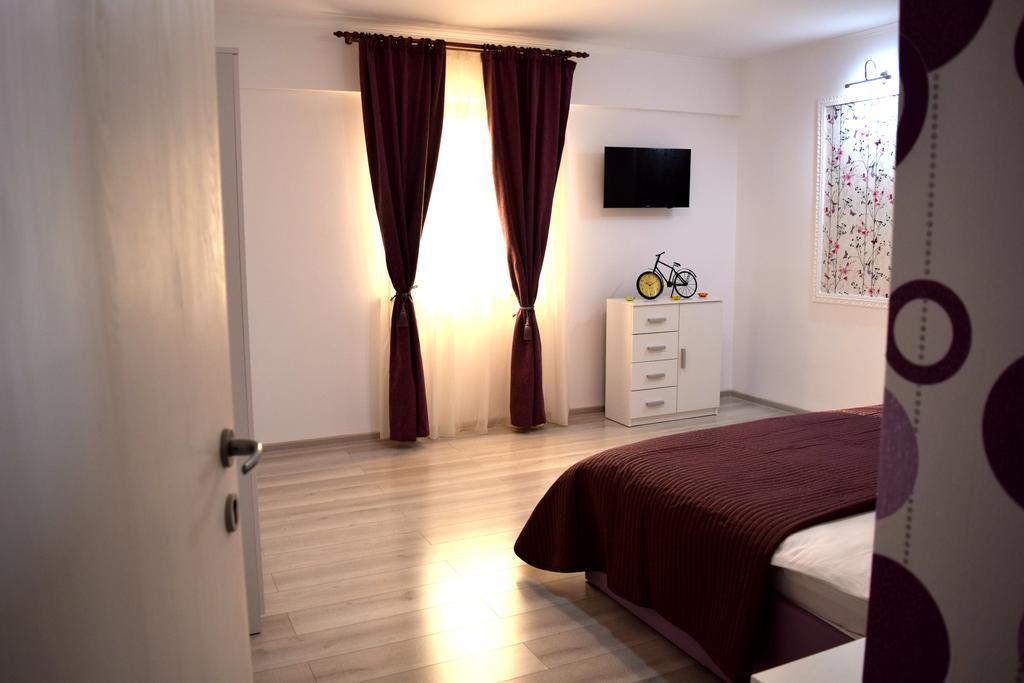 Apartament Liliac ブカレスト エクステリア 写真